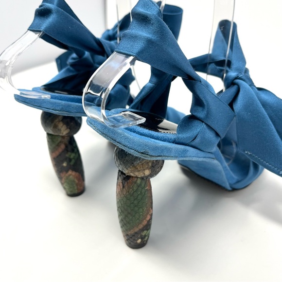 Dries Van Noten SS17 Blue Satin Suede Slingback Bow Snake Sandals Heels 38 8 - Picture 12 of 15